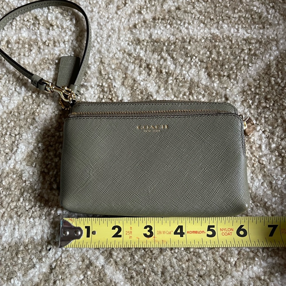 Coach double zipper wristlet - Picture 5 of 5